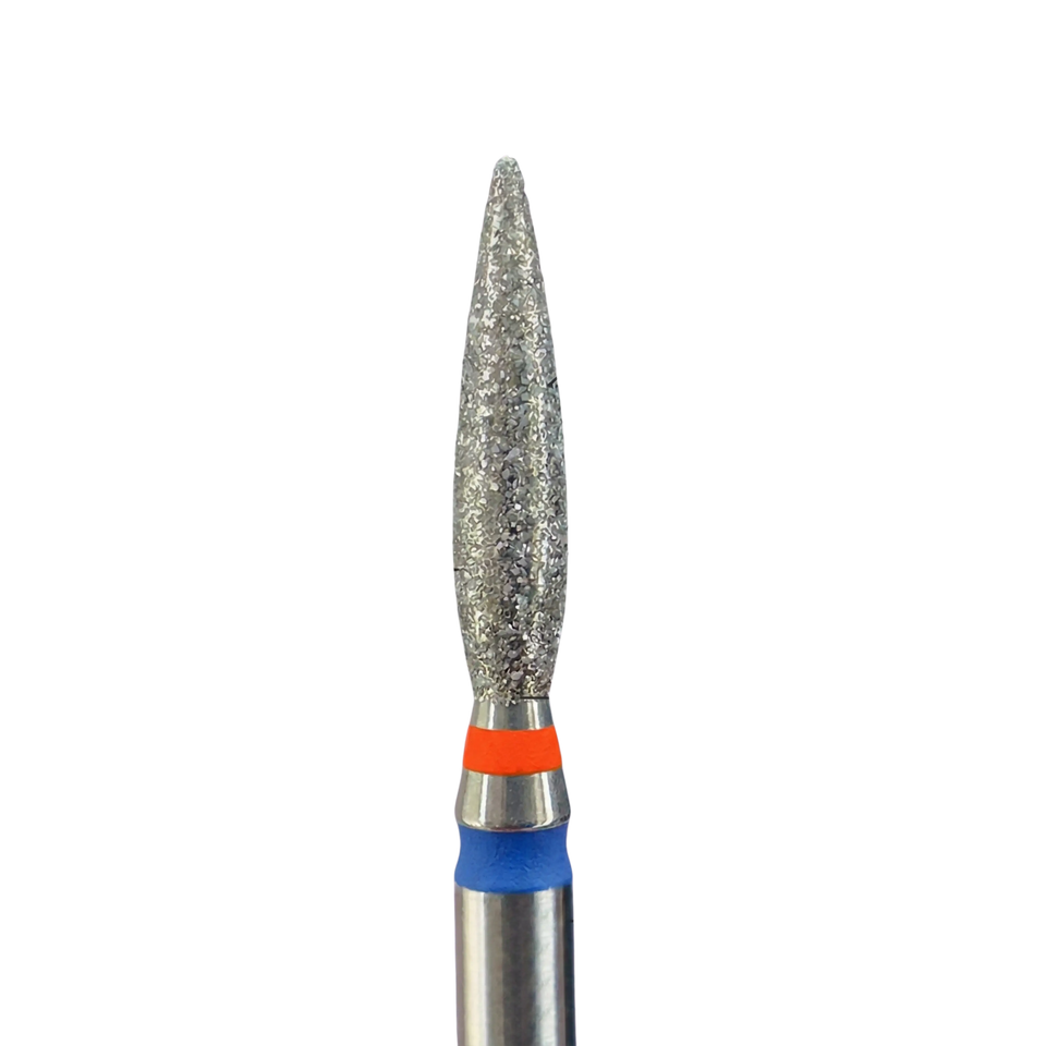 Diamant-Nagelfräserbit in Flammenform mit orangefarbenen und blauen Ringen.