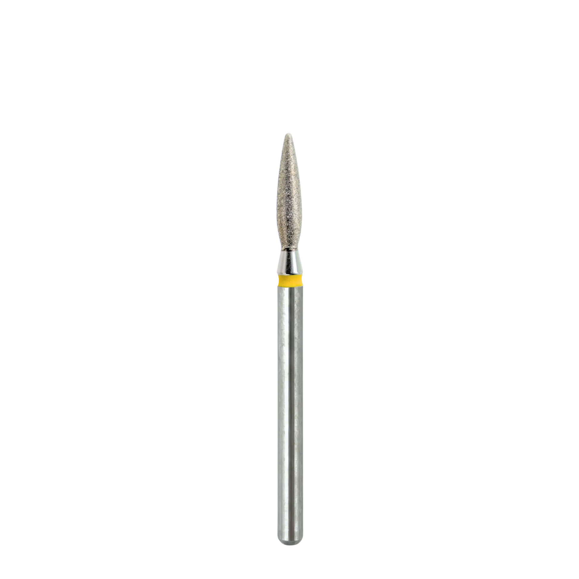 Une vue isolée et nette d'un embout de fraise à ongle professionnel en métal. La partie active est un cône pointu abrasif argenté, avec un anneau de repère jaune vif en dessous. Le manche est en métal lisse et poli.