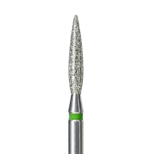 Gros plan sur la partie active d'un embout de ponceuse à ongles en diamant, de forme flamme. L'embout présente un revêtement abrasif argenté et une bague verte sur la tige