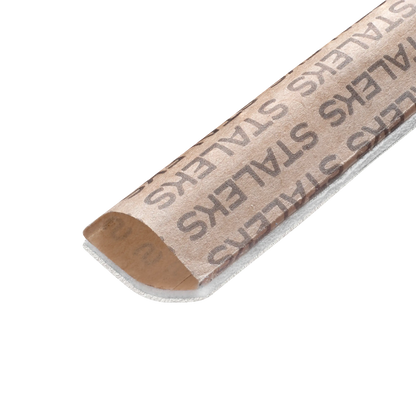 Gros plan de la recharge papmAm Staleks grain 180 avec mousse souple.