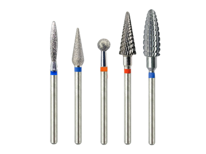 Kit complet de 5 embouts de ponceuse alignés, combinant embouts diamant et carbure pour la préparation, le nettoyage et le retrait de matière.