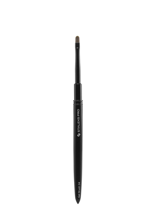 Pinceau gel NBE-04 ouvert, forme ovale 4 mm, poils synthétiques en gros plan.