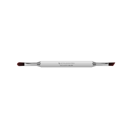 Pinceau double face Staleks Pro Exclusive 06/09 ouvert avec embout gel ovale et embout gel biseauté