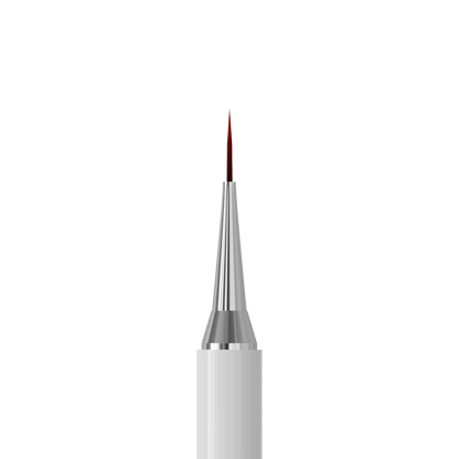 Gros plan du liner fin Staleks Pro Exclusive 06/11 pour french manucure, lignes longues et nail art