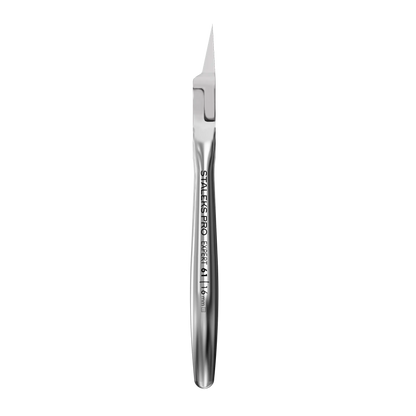 Profil latéral de la pince coupe-ongles incarnés STALEKS Expert NE-61-16, avec indication gravée sur la branche.