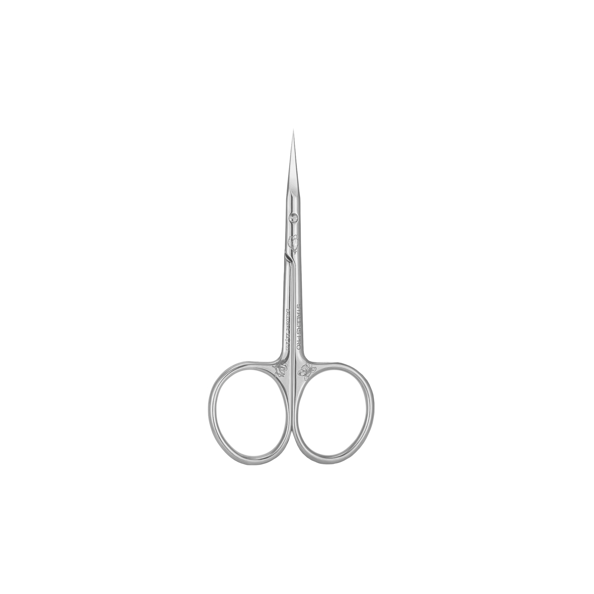 Ciseaux à cuticules Staleks SX-22/2m vue de face, lames courbées et gravure Magnolia sur acier inoxydable poli.