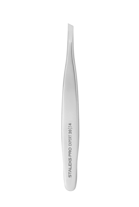 Pince à épiler Staleks Expert 20/4 vue complète, mors étroits biseautés.