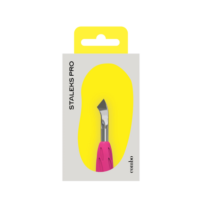 Emballage frontal Staleks Pro UNIQ Combo présentant l’embout pusher lame inclinée WPPQ-14.