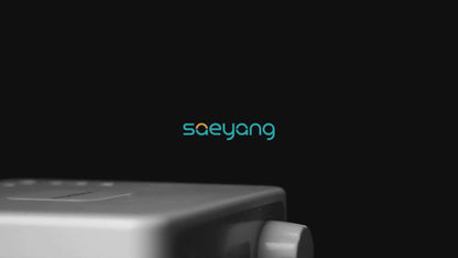 Vidéo de présentation de la ponceuse Saeyang Marathon K35 Mini blanche, montrant le boîtier compact, la molette de réglage et les détails du produit sur fond noir.